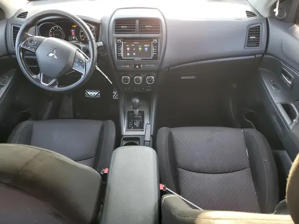 JA4AR3AU3JZ029562 2018 MITSUBISHI OUTLANDER - Image 8