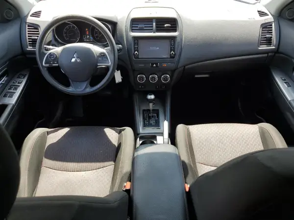 JA4AR3AU3KU001775 2019 MITSUBISHI OUTLANDER - Image 8