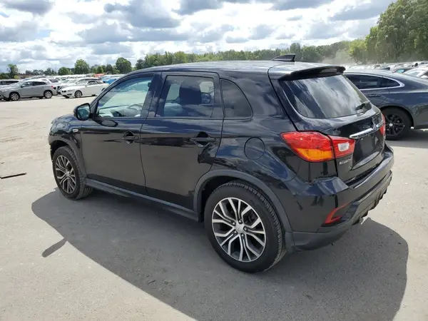 JA4AR3AU3KU013098 2019 MITSUBISHI OUTLANDER - Image 2