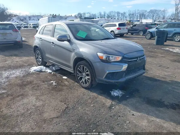 JA4AR3AU3KU014896 2019 MITSUBISHI OUTLANDER - Image 1