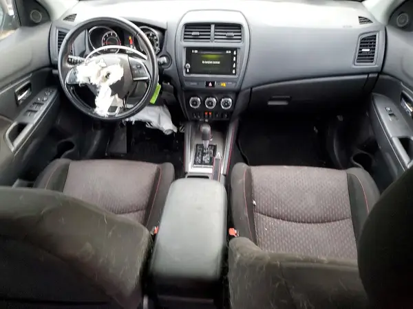 JA4AR3AU3KU016549 2019 MITSUBISHI OUTLANDER - Image 8