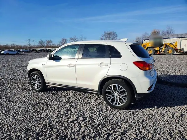 JA4AR3AU3KU016776 2019 MITSUBISHI OUTLANDER - Image 2