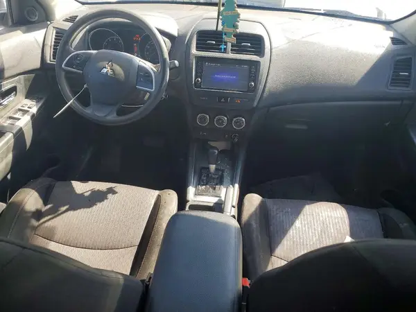 JA4AR3AU3KU023159 2019 MITSUBISHI OUTLANDER - Image 8