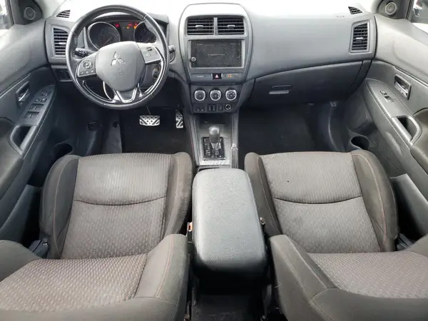 JA4AR3AU3KU025073 2019 MITSUBISHI OUTLANDER - Image 8