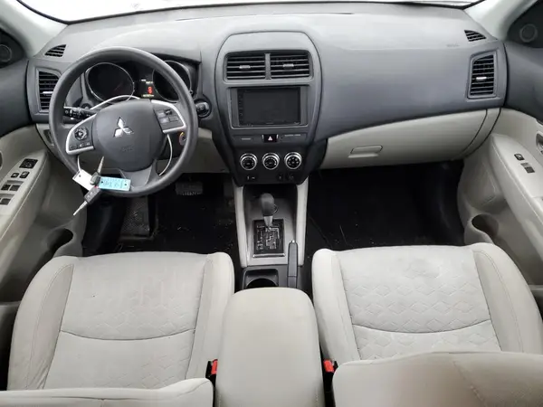 JA4AR3AU3LU002118 2020 MITSUBISHI OUTLANDER - Image 8