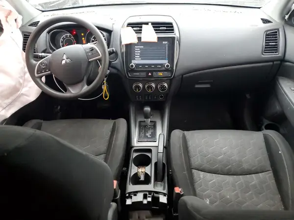 JA4AR3AU3LU009859 2020 MITSUBISHI OUTLANDER - Image 8