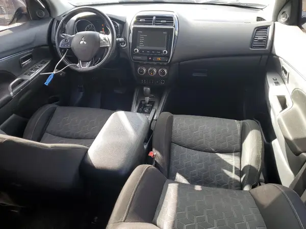 JA4AR3AU3LU018318 2020 MITSUBISHI OUTLANDER - Image 8