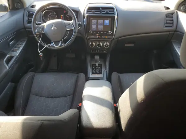 JA4AR3AU3LU018951 2020 MITSUBISHI OUTLANDER - Image 8