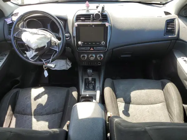 JA4AR3AU3LU020182 2020 MITSUBISHI OUTLANDER - Image 8