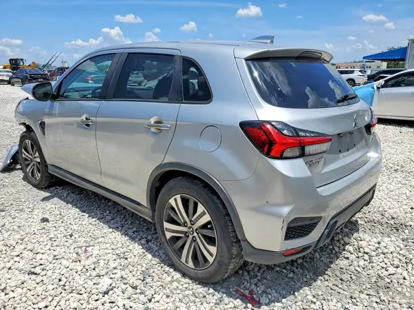 JA4AR3AU3LU023146 2020 MITSUBISHI OUTLANDER - Image 2