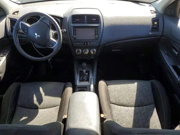 JA4AR3AU3LU024541 2020 MITSUBISHI OUTLANDER - Image 8