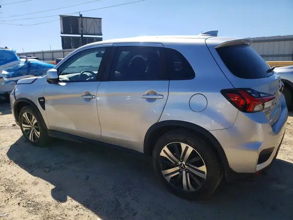 JA4AR3AU3LU027875 2020 MITSUBISHI OUTLANDER - Image 2