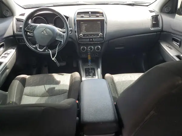 JA4AR3AU3LU030341 2020 MITSUBISHI OUTLANDER - Image 8