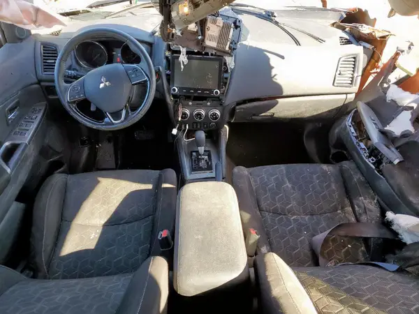 JA4AR3AU3LU030856 2020 MITSUBISHI OUTLANDER - Image 8