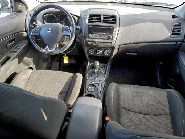 JA4AR3AU4GZ024184 2016 MITSUBISHI OUTLANDER - Image 8