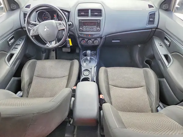 JA4AR3AU4GZ025352 2016 MITSUBISHI OUTLANDER - Image 8