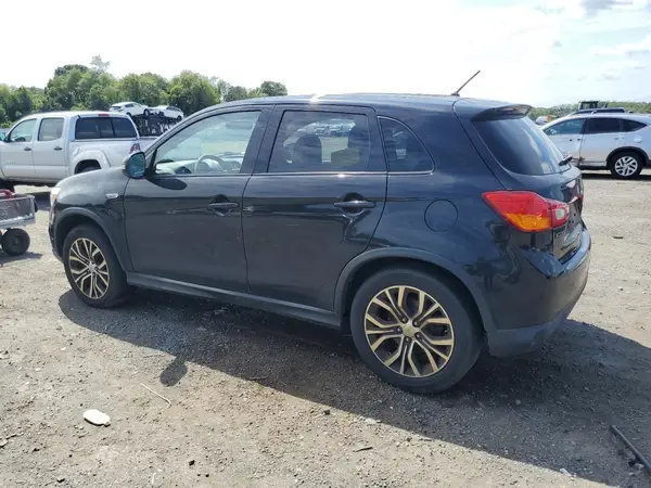 JA4AR3AU4GZ030681 2016 MITSUBISHI OUTLANDER - Image 2