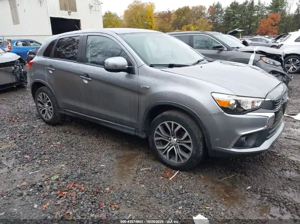 JA4AR3AU4GZ038425 2016 MITSUBISHI OUTLANDER - Image 1