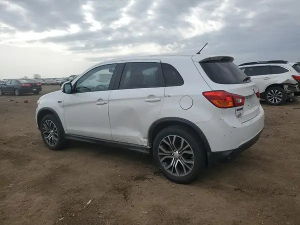 JA4AR3AU4GZ044404 2016 MITSUBISHI OUTLANDER - Image 2
