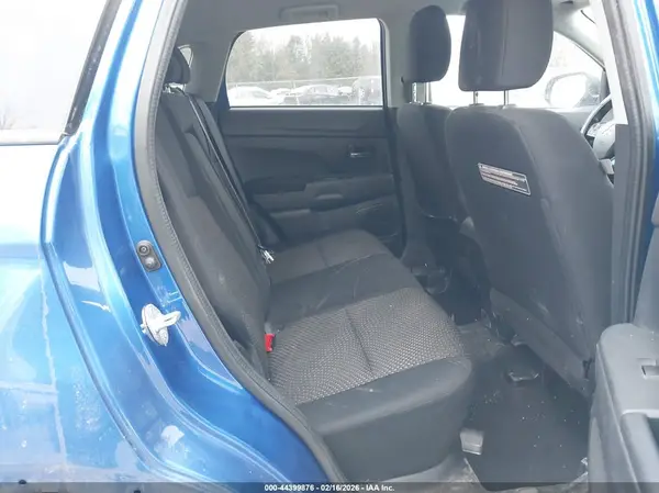 JA4AR3AU4GZ052194 2016 MITSUBISHI OUTLANDER - Image 8