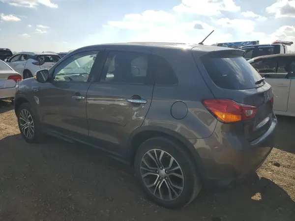 JA4AR3AU4GZ056150 2016 MITSUBISHI OUTLANDER - Image 2