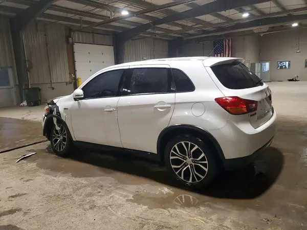 JA4AR3AU4GZ057864 2016 MITSUBISHI OUTLANDER - Image 2