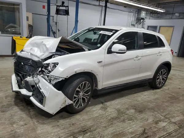 JA4AR3AU4HZ003756 2017 MITSUBISHI OUTLANDER - Image 1