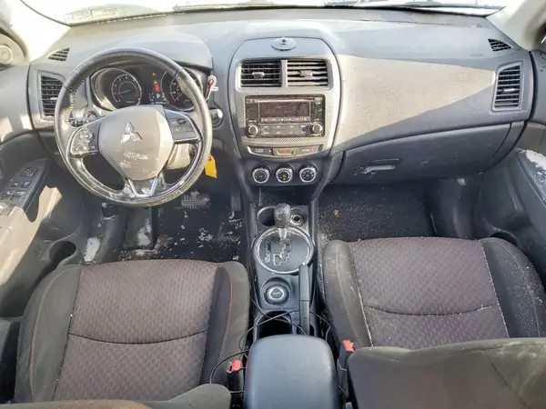 JA4AR3AU4HZ011291 2017 MITSUBISHI OUTLANDER - Image 8
