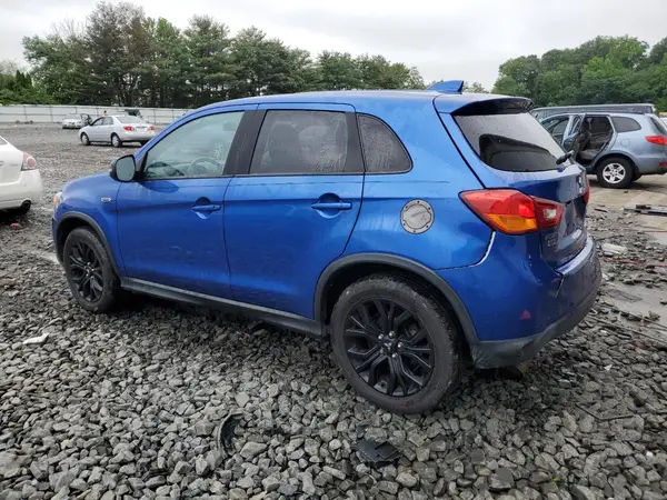 JA4AR3AU4HZ068106 2017 MITSUBISHI OUTLANDER - Image 2
