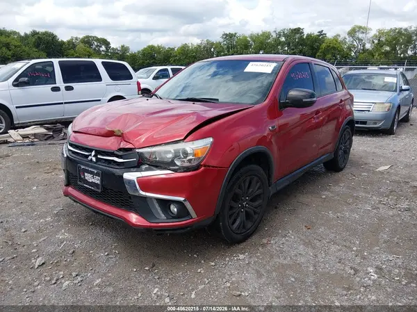 JA4AR3AU4JU006028 2018 MITSUBISHI OUTLANDER - Image 2