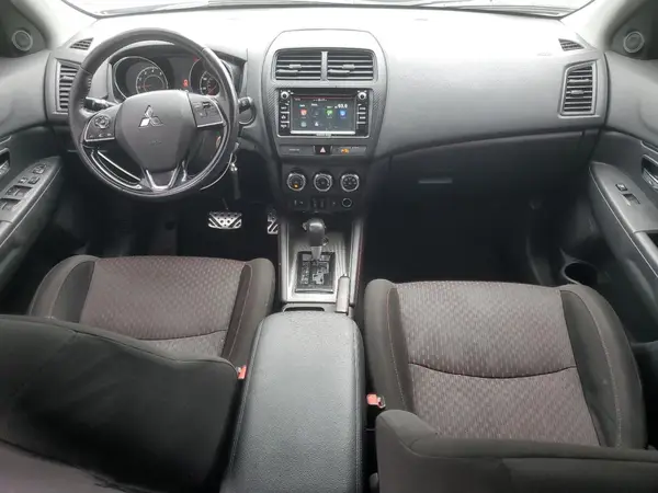 JA4AR3AU4JU006269 2018 MITSUBISHI OUTLANDER - Image 8