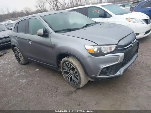 JA4AR3AU4JZ017680 2018 MITSUBISHI OUTLANDER - Image 1
