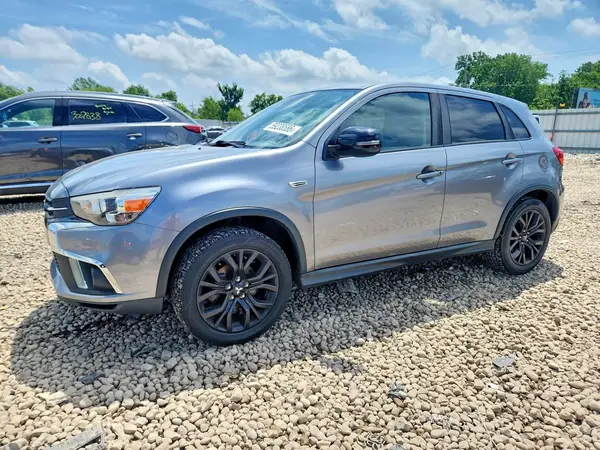 JA4AR3AU4JZ021437 2018 MITSUBISHI OUTLANDER - Image 1