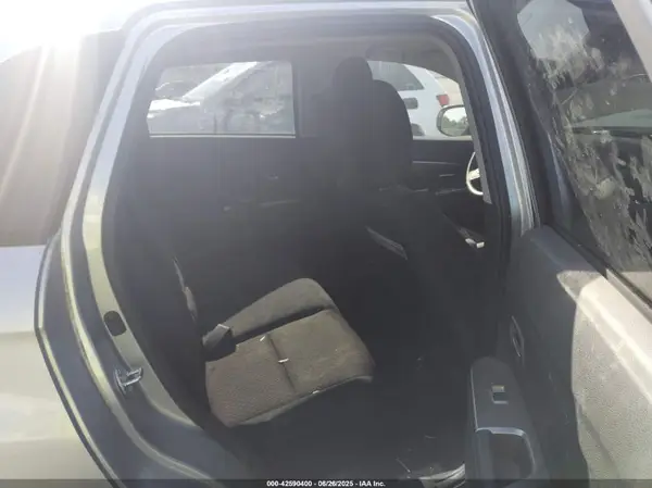 JA4AR3AU4JZ028176 2018 MITSUBISHI OUTLANDER - Image 8
