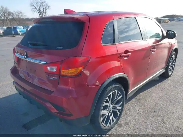 JA4AR3AU4KU004281 2019 MITSUBISHI OUTLANDER - Image 2