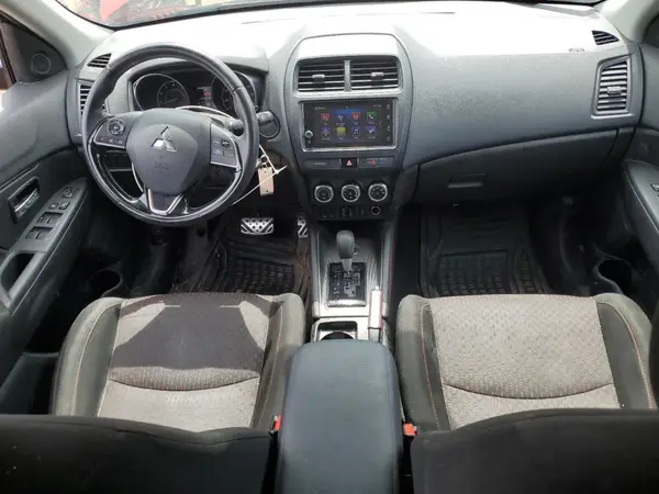 JA4AR3AU4KU010517 2019 MITSUBISHI OUTLANDER - Image 8