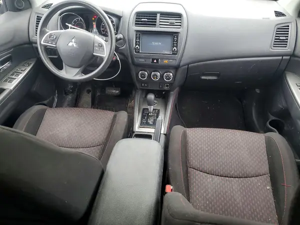 JA4AR3AU4KU023848 2019 MITSUBISHI OUTLANDER - Image 8