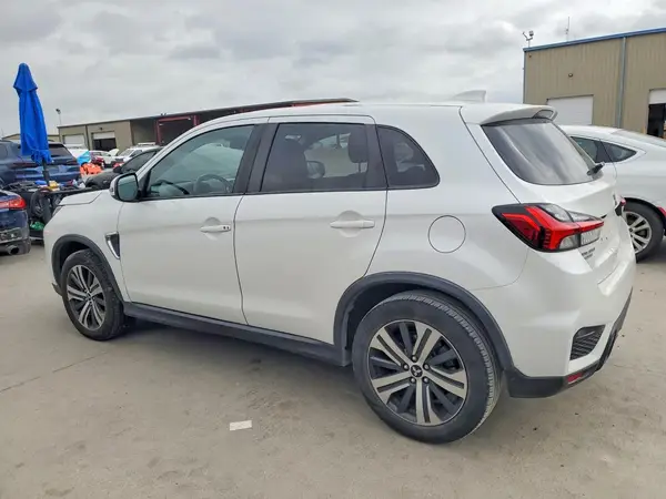 JA4AR3AU4LU001169 2020 MITSUBISHI OUTLANDER - Image 2