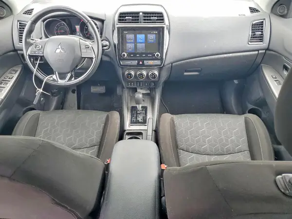 JA4AR3AU4LU001169 2020 MITSUBISHI OUTLANDER - Image 8