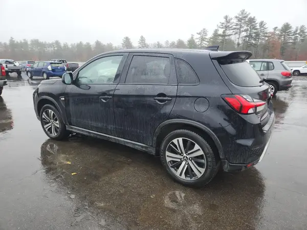 JA4AR3AU4LU007490 2020 MITSUBISHI OUTLANDER - Image 2