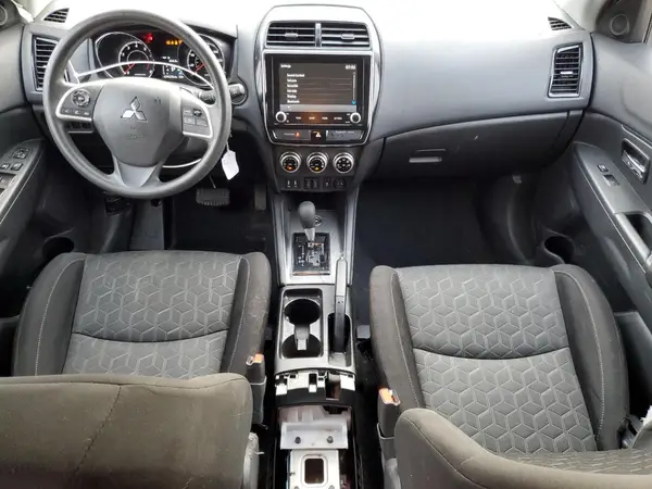 JA4AR3AU4LU013077 2020 MITSUBISHI OUTLANDER - Image 8