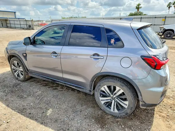 JA4AR3AU4LU013869 2020 MITSUBISHI OUTLANDER - Image 2