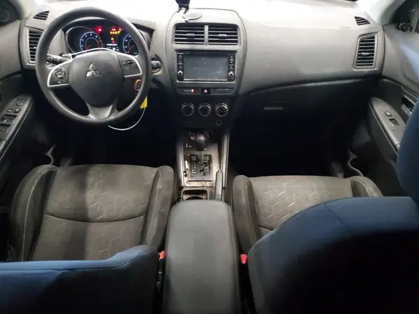 JA4AR3AU4LU014987 2020 MITSUBISHI OUTLANDER - Image 8