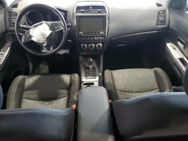 JA4AR3AU4LU016383 2020 MITSUBISHI OUTLANDER - Image 8