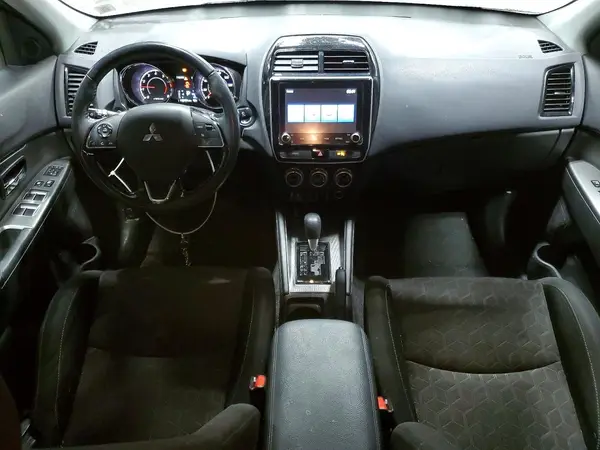 JA4AR3AU4LU023429 2020 MITSUBISHI OUTLANDER - Image 8