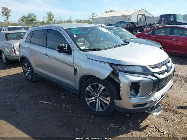 JA4AR3AU4LU024712 2020 MITSUBISHI OUTLANDER - Image 1