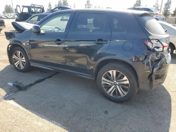 JA4AR3AU4LU024757 2020 MITSUBISHI OUTLANDER - Image 2