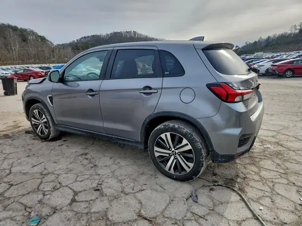 JA4AR3AU4LU028887 2020 MITSUBISHI OUTLANDER - Image 2