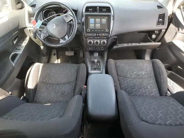 JA4AR3AU4LU029411 2020 MITSUBISHI OUTLANDER - Image 8