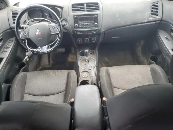 JA4AR3AU5GZ029667 2016 MITSUBISHI OUTLANDER - Image 8